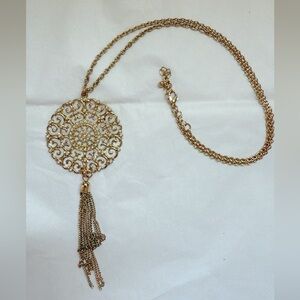 Elegant Gold‎ Pendant Necklace